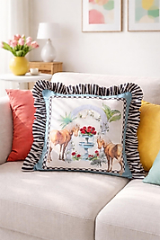 At Desenli Fırfırlı Kırlent