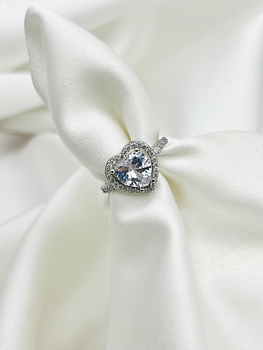 Çelik Silver Beyaz Kalp Yüzük