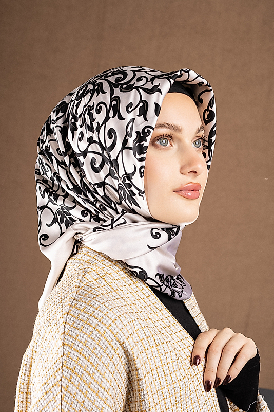 Varaklı Saten Eşarp