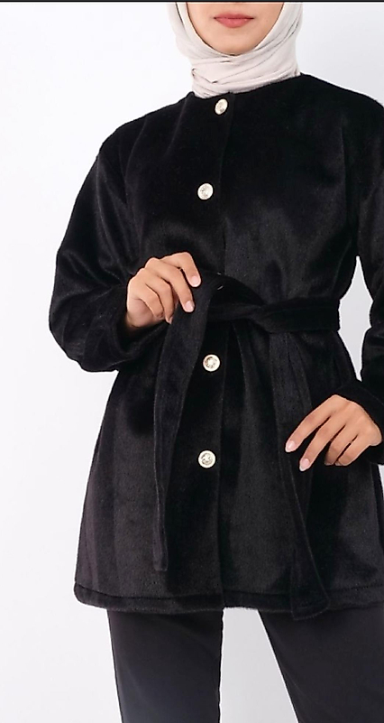 Dügmeli Beli Baglamali Kürklü Ceket