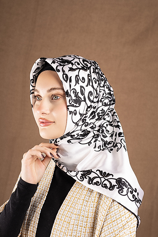 Varaklı Saten Eşarp