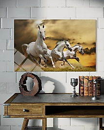 Üçlü Beyaz Atlı Cam Tablo