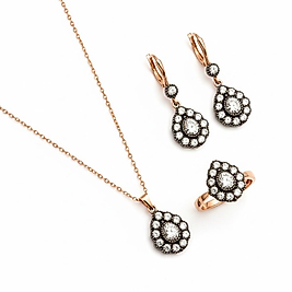 Elmas Montürlü Damla Model 925 Ayar Gümüş Set – Zarafet Serisi