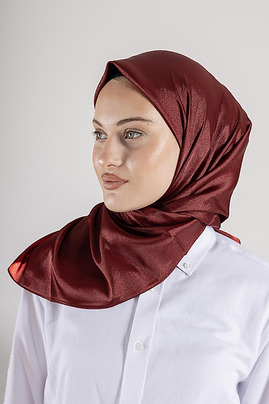 Düz Kristal Kumaş Eşarp - Kaymaz, Şık, Tok Duran | Günlük & Abiye Uyumlu