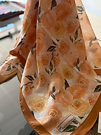 BAŞÖRTÜ DÜKKANI SOFT EŞARP ROSE DESEN HARDAL