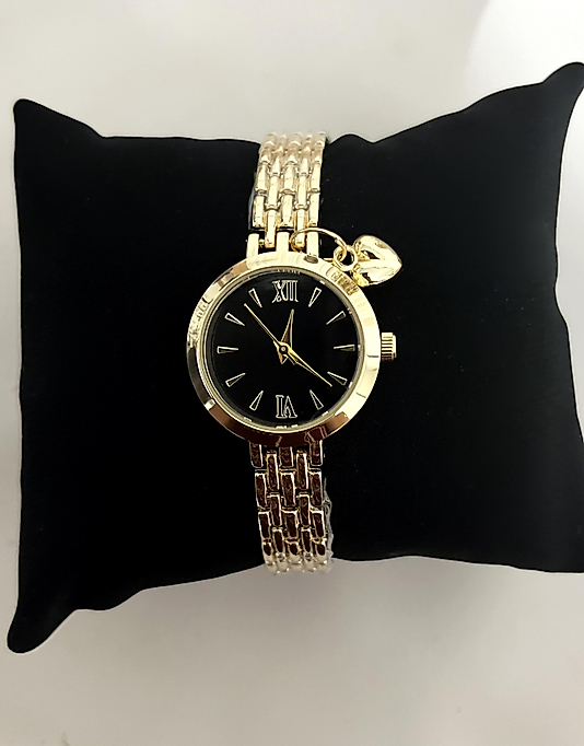 Gold İçi Siyah Charm Detaylı Yuvarlak Saat