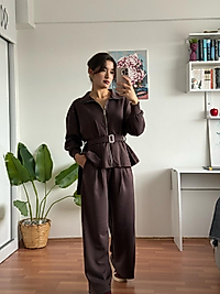 Kemer detay pileli takım -kahverengi