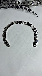 ÇELİK TAŞLI BİLEKLİK