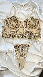 Latte Büstiyer Takım