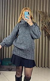 Balıkçı Yaka Balon Kol Fitilli Füme Triko Kazak – Şık ve Modern Stil