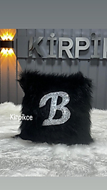 Harfli peluş kırlent