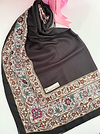 BAŞÖRTÜ DÜKKANI ROYAL DESEN ŞAL SİYAH