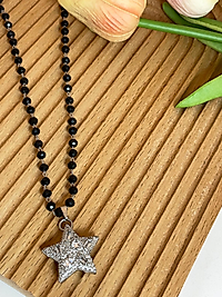 Siyah Boncuk Zincir Zirkon Taş Detaylı Yıldız Kolye