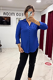 Siyah Düğme Detaylı Saks Gömlek