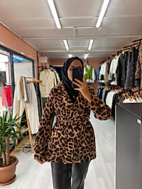 Leopar Bağlamalı Kısa Trençkot