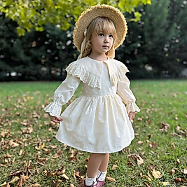 Yakası Güpürlü Yumşacık Dokulu Keten Kız Çocuk Elbise