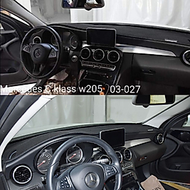 Mercedes W205 2018+ Konsol Torpido 3D Koruma