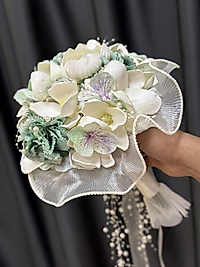 Su yeşili incili buket