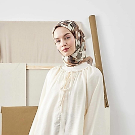 Multi Flower Desen Pamuk İpek Eşarp Camel