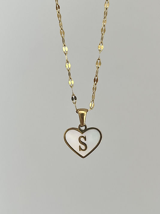 Çelik S Harf Kalp Kolye
