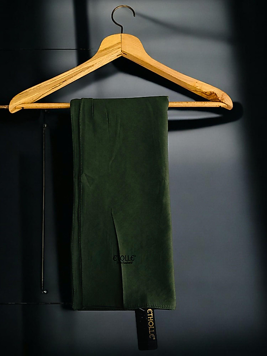 Etholle Valeria Şal