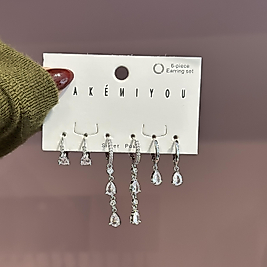 Altılı Taşlı Silver Küpeler
