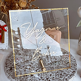 Bella Masa Üstü İsimlik