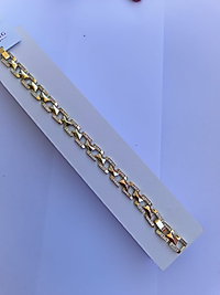 XUPB07 MODEL BİLEKLİK