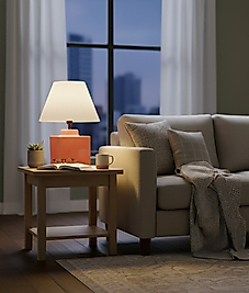 Küp Formunda Kırmızı Abajur  AB049