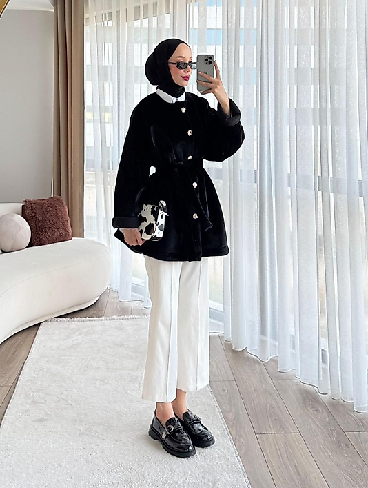 Gold Dügmeli Beli Baglamali Kürk Ceket Siyah Renk