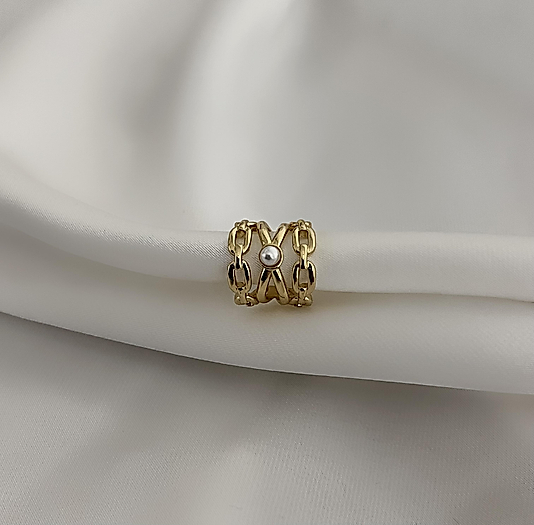 Gold İnci Detaylı Ear Cuff