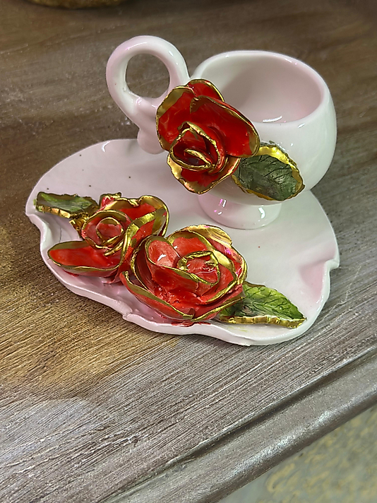 Kırmızı Gül Kahve Fincanı