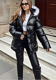 Şişme Kapşonu Kürklu Mont