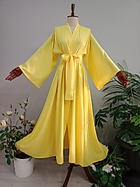 Abaya Muss Krepten Sarı Renkli.