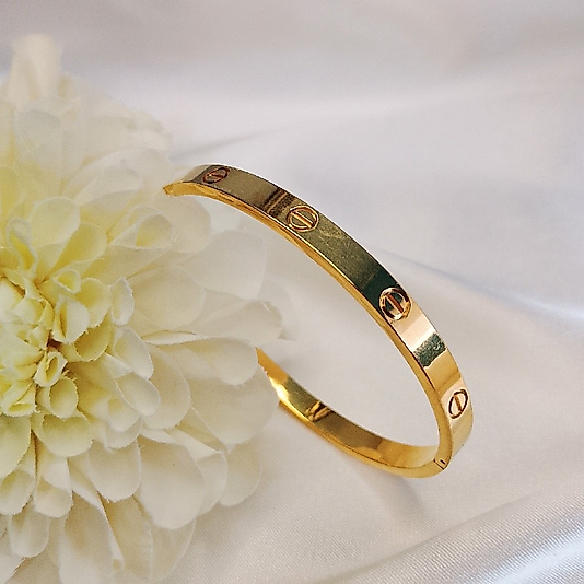 ÇELİK GOLD KALIN MARKA KARARMAZ PASLANMAZ 21 CM KELEPÇE