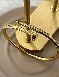 ÇELİK ÇİVİ MODEL GOLD BİLEKLİK