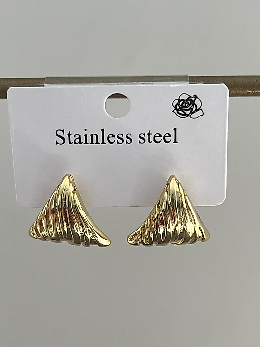 Çelik Çizgili Üçgen Küpe