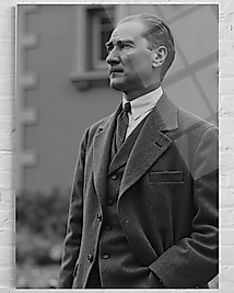 ATATÜRK POSTER KABAN