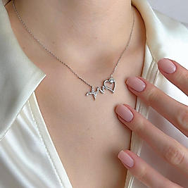 Taşlı Daire Kadın Kolye – Modern ve Zamansız Şıklık