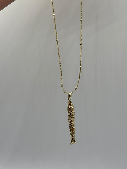 Xuping VIP Çelik Balık Figürlü Minimal Kolye – 14K Altın Renk