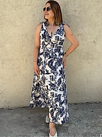 Çiçek Desenli V Yaka Bağlamalı Askılı Elbise