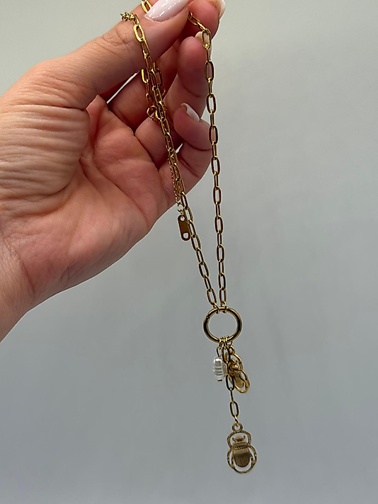 Çelik Halka Detaylı Figür Sallantılı Kolye – 14K Altın Renk