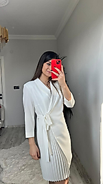 PİLE DETAY BLAZER ELBİSE BEYAZ