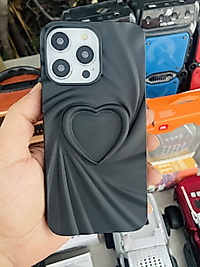 iPhone 15 Pro Max 3D Kalpli Kabartmalı Silikon Telefon Kılıfı Siyah