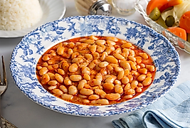 Kurufasulye........ Ama nasıl kuru fasulye.? Erzurum  ispirden özel olarak getirtiğimiz fasulymeizden kesinlikle tatmalısınız mükemmel bir lezzet..