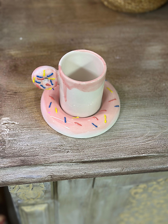 Pembe Donut Türk Kahvesi Fincanı