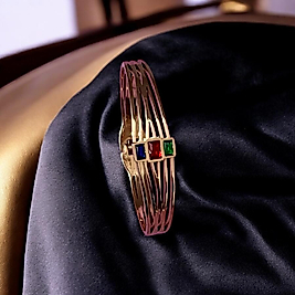 Çelik kelepçe bileklik taşlı rose gold iç ölçüsü 6 cm