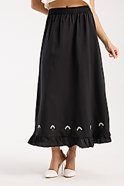 SİYAH NAKIŞLI ETEK