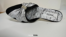 fiyonk tasarımlı siyah süet abiye terlik