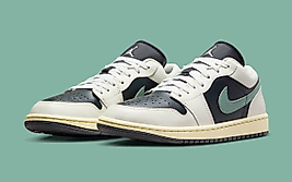 Nike Air Jordan 1 Low “ Anthracite Jade Smoke